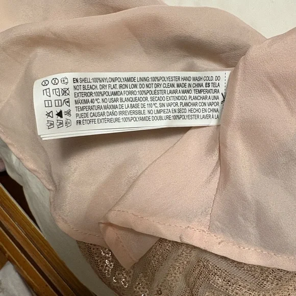 Forever 21 Sequin Halter Crop Top - Pink Gold - Picture 7 of 7